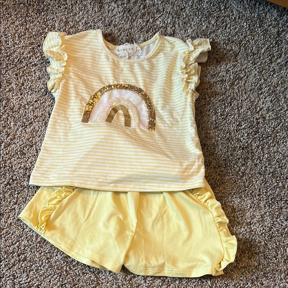 btween Sunny Striped Top and Shorts Set